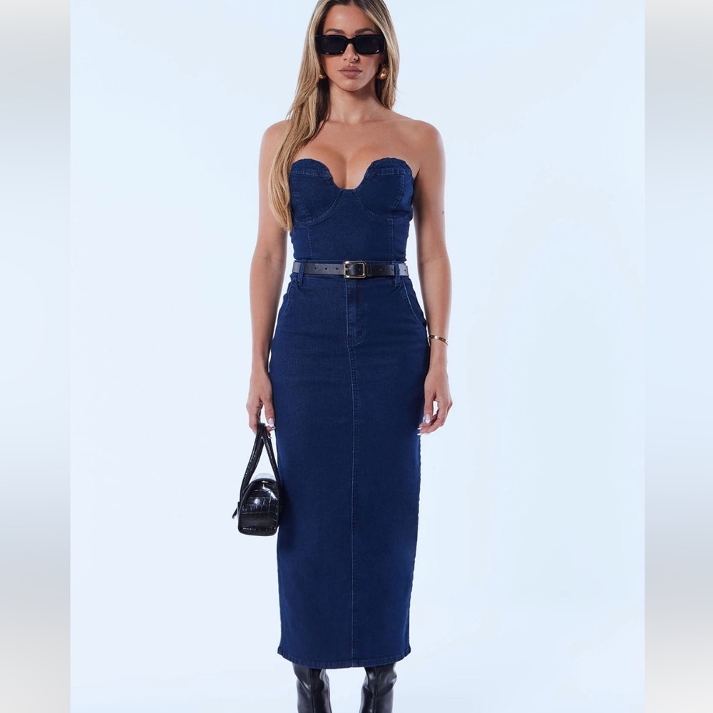 Denim skirt set with belt